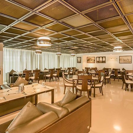 Springs Hotels&Spa Bangalore Exterior foto