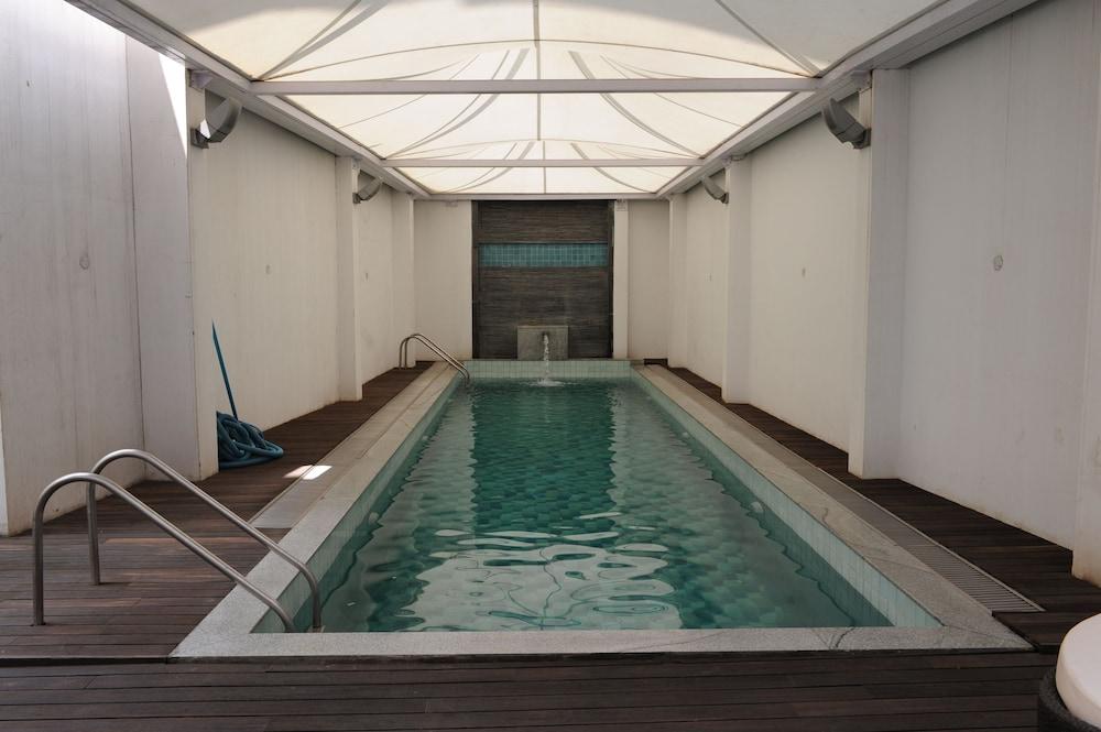 Springs Hotels&Spa Bangalore Exterior foto
