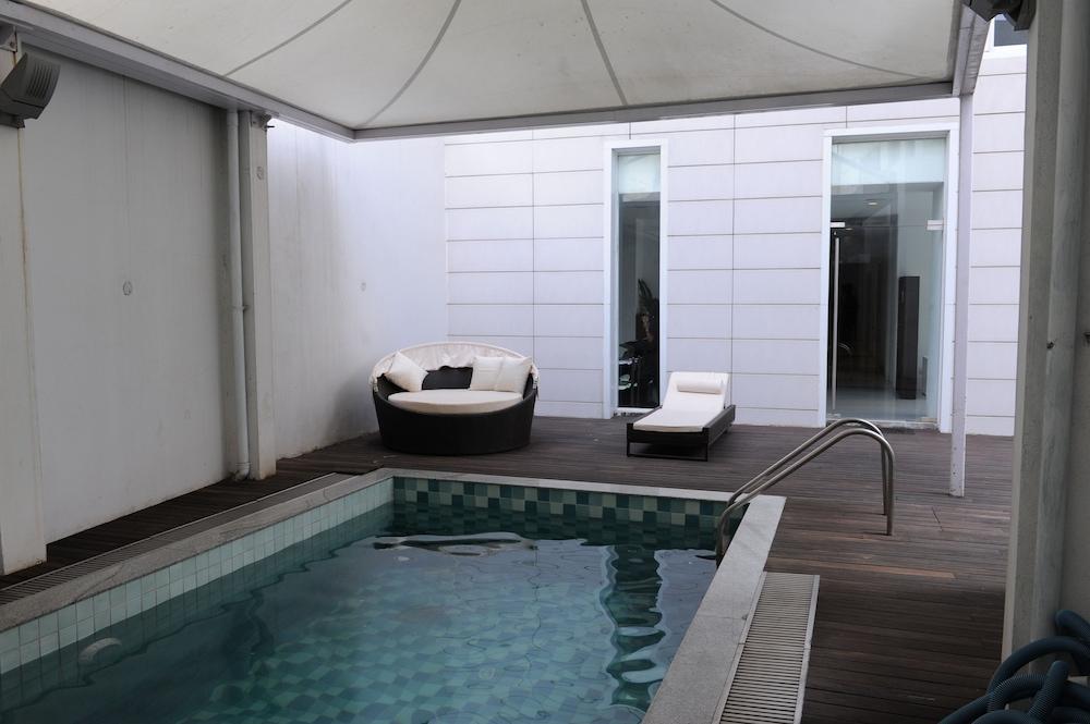Springs Hotels&Spa Bangalore Exterior foto