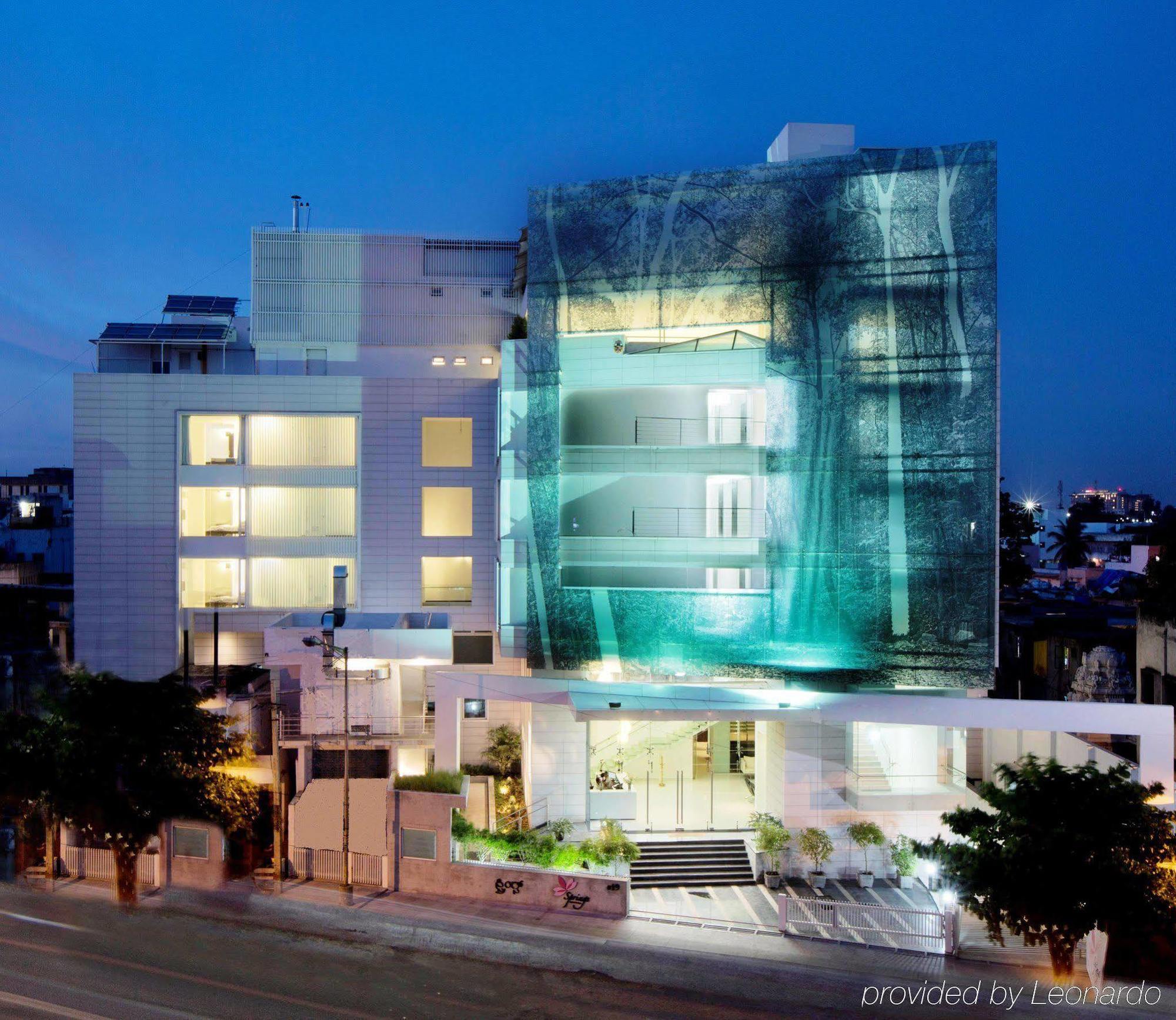 Springs Hotels&Spa Bangalore Exterior foto