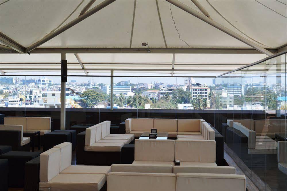 Springs Hotels&Spa Bangalore Exterior foto